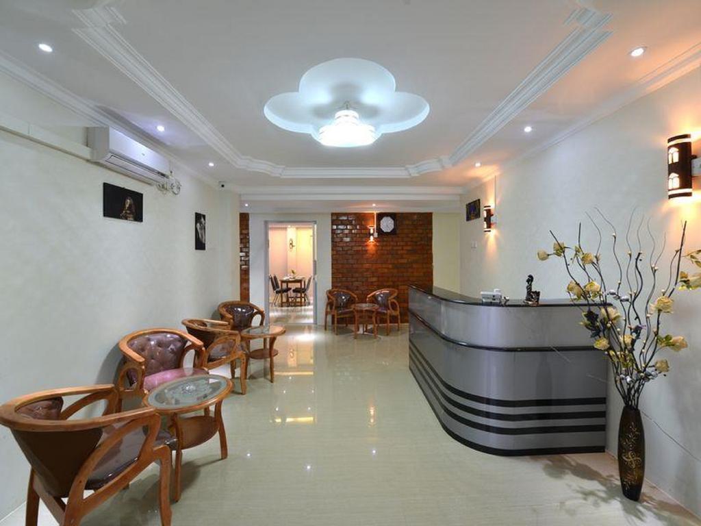 Okkala Hotel Yangon Exteriör bild